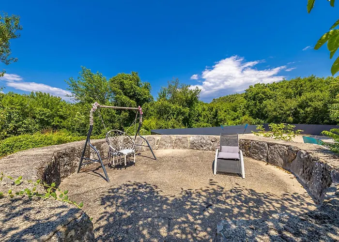 House Charming With Private Pool *