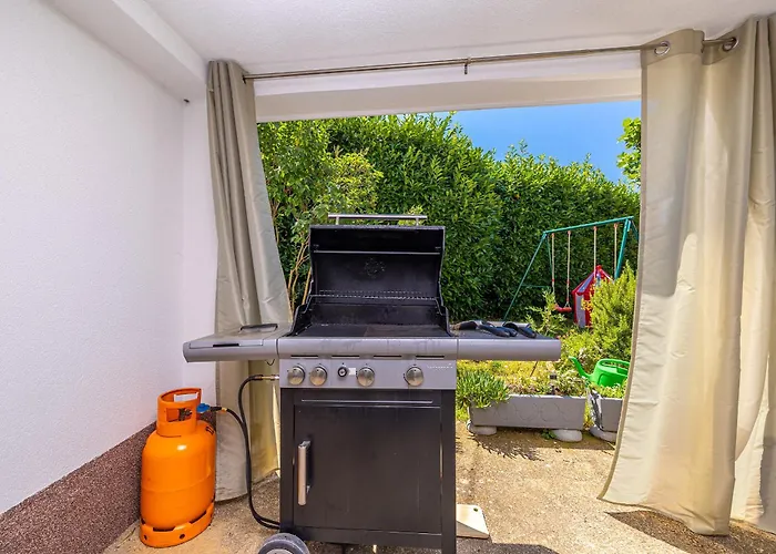 House Charming With Private Pool *