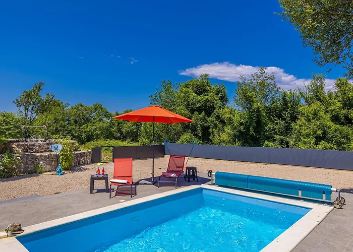 House Charming With Private Pool Kras