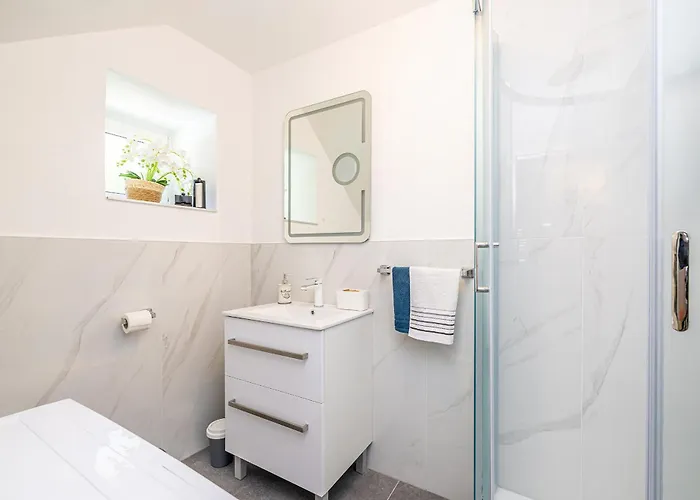 House Charming With Private Pool Kras