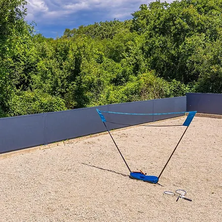 House Charming With Private Pool Feriehus *